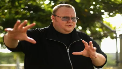 Orcon cuts off Dotcom internet campaign...