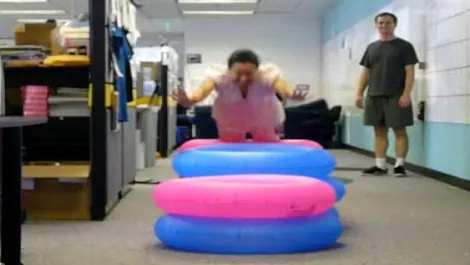 25 funny things to do at the office