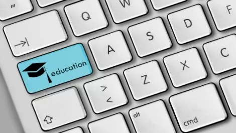Schools not taking advantage of technology in the classroom