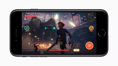 Apple new iphone se apple arcade screen 04152020