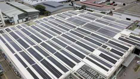 Bedok data centre solar installation