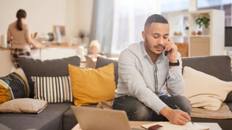 Dropbox adds new features for people working from home