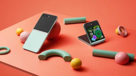 001 product galaxy zflip5 mint