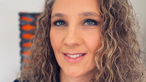 Franca   bio headshot