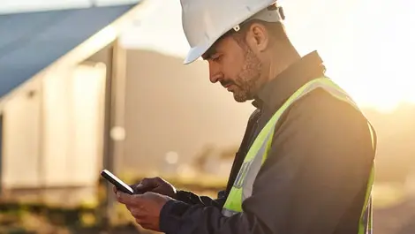 How job management software magnifies worker safety