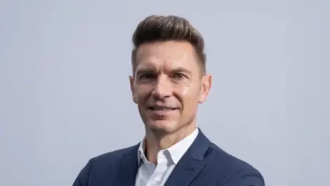 Ps stefan mandl  vice president of sales   marketing  western digital apjc  1 