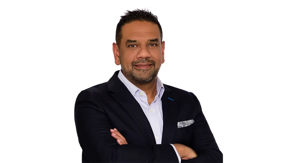 Ps  farhaz thobani   headshot