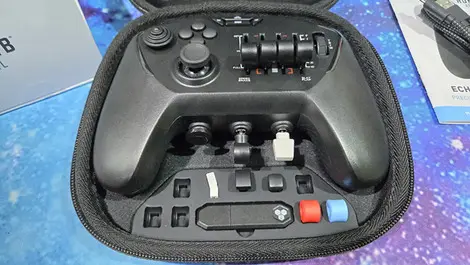 Hands-on review: Honeycomb Echo Aviation Controller